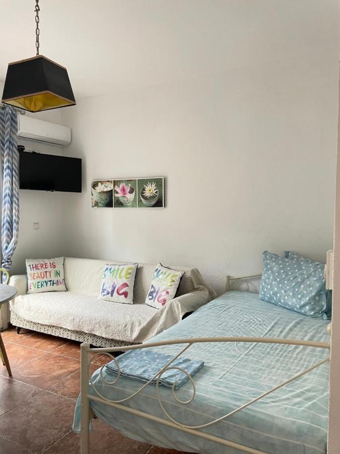 ني كارفالي Maria Apartments المظهر الخارجي الصورة
