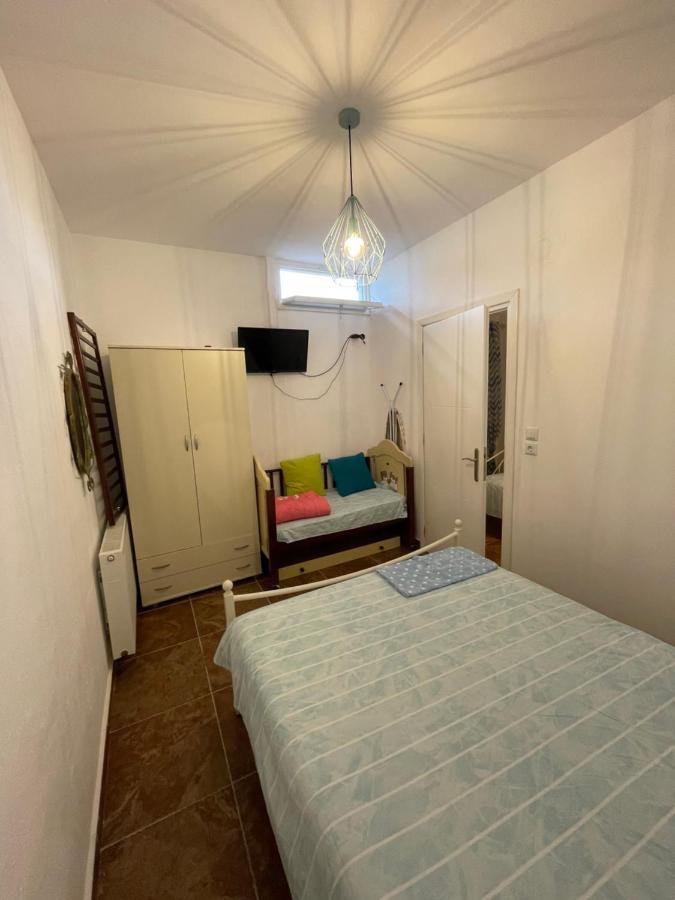 ني كارفالي Maria Apartments المظهر الخارجي الصورة