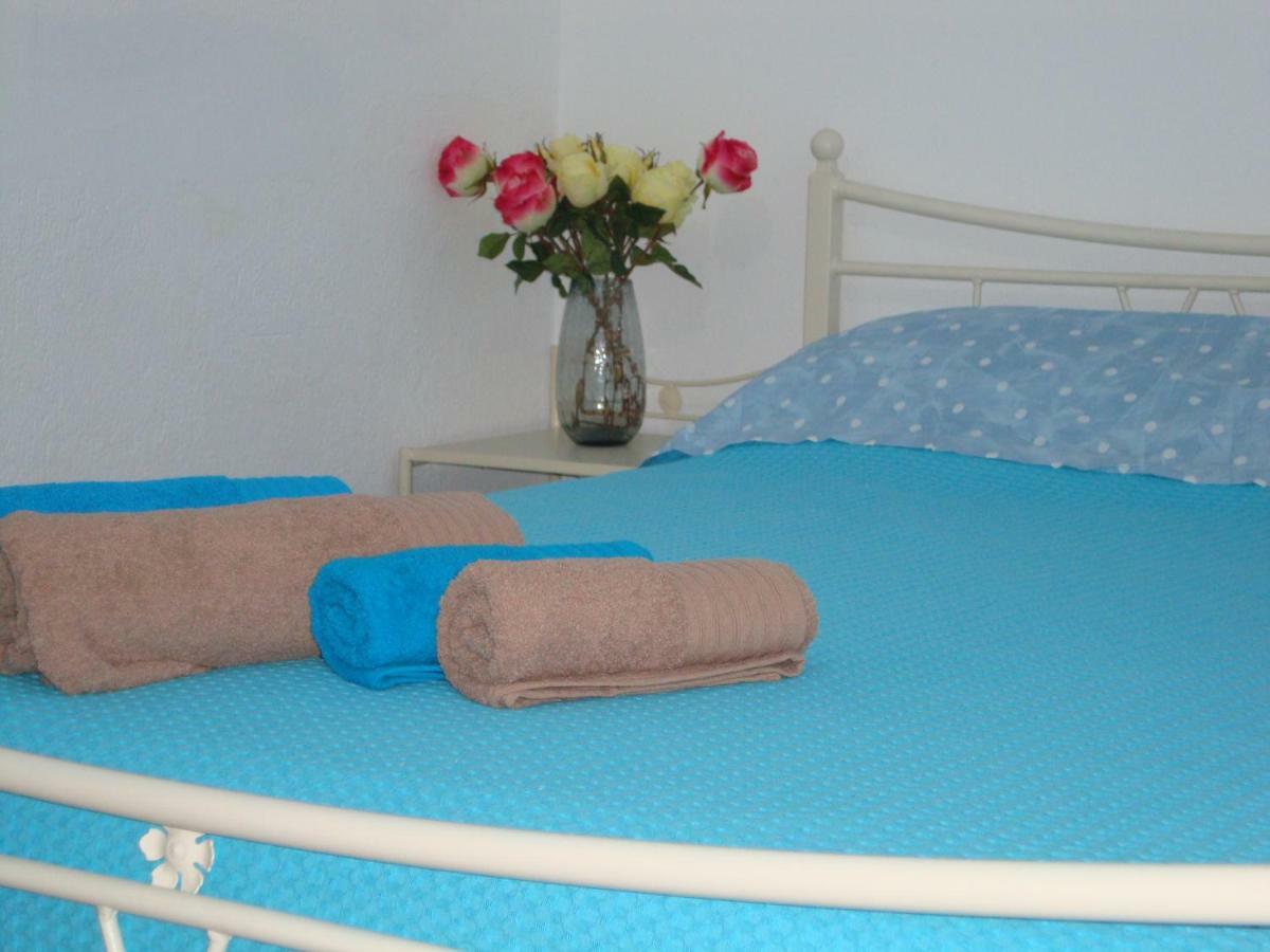 ني كارفالي Maria Apartments المظهر الخارجي الصورة