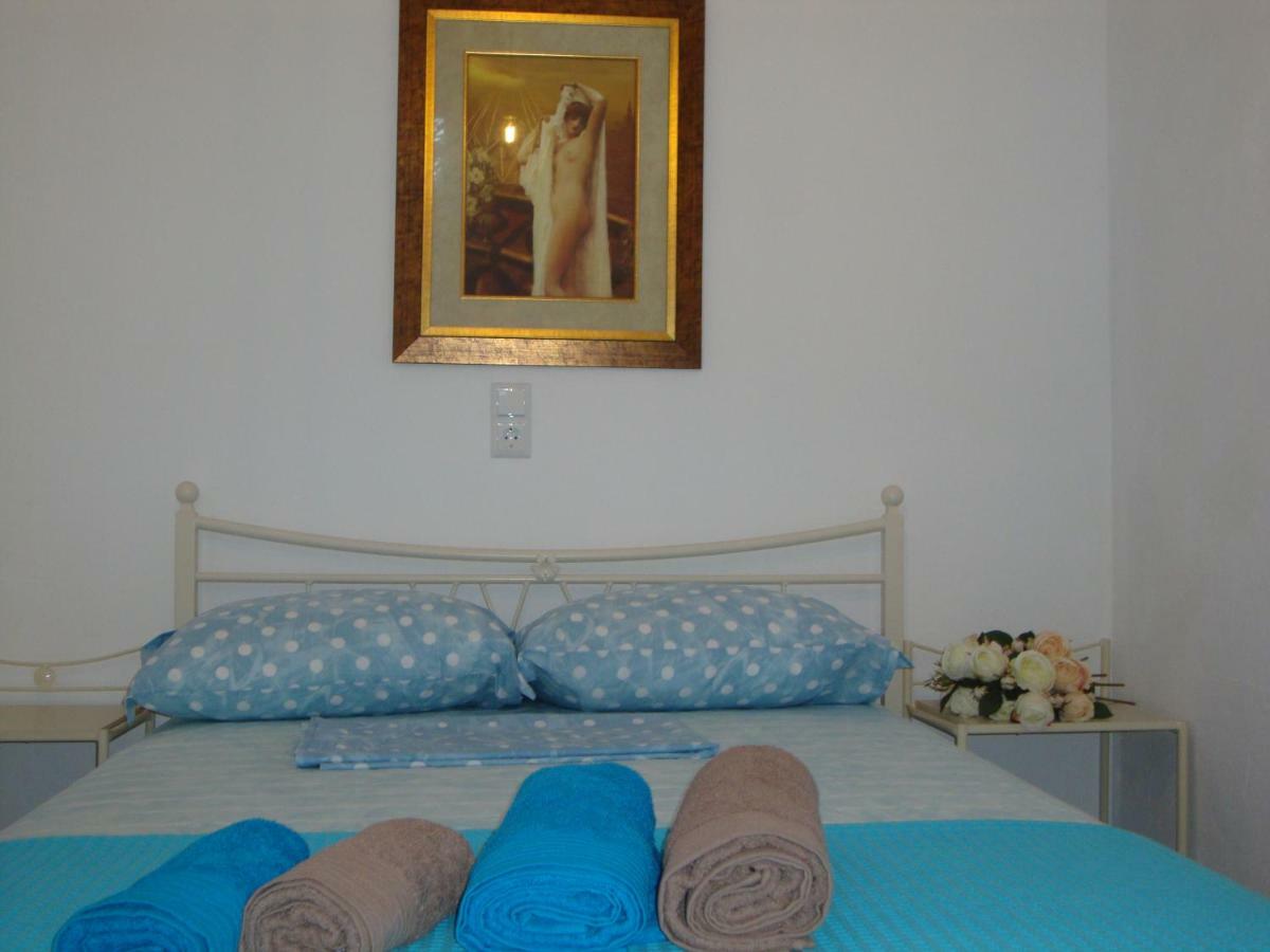 ني كارفالي Maria Apartments المظهر الخارجي الصورة